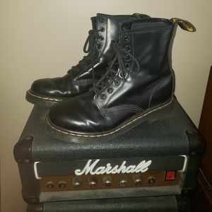 Used Black Dr. Martens Size 8